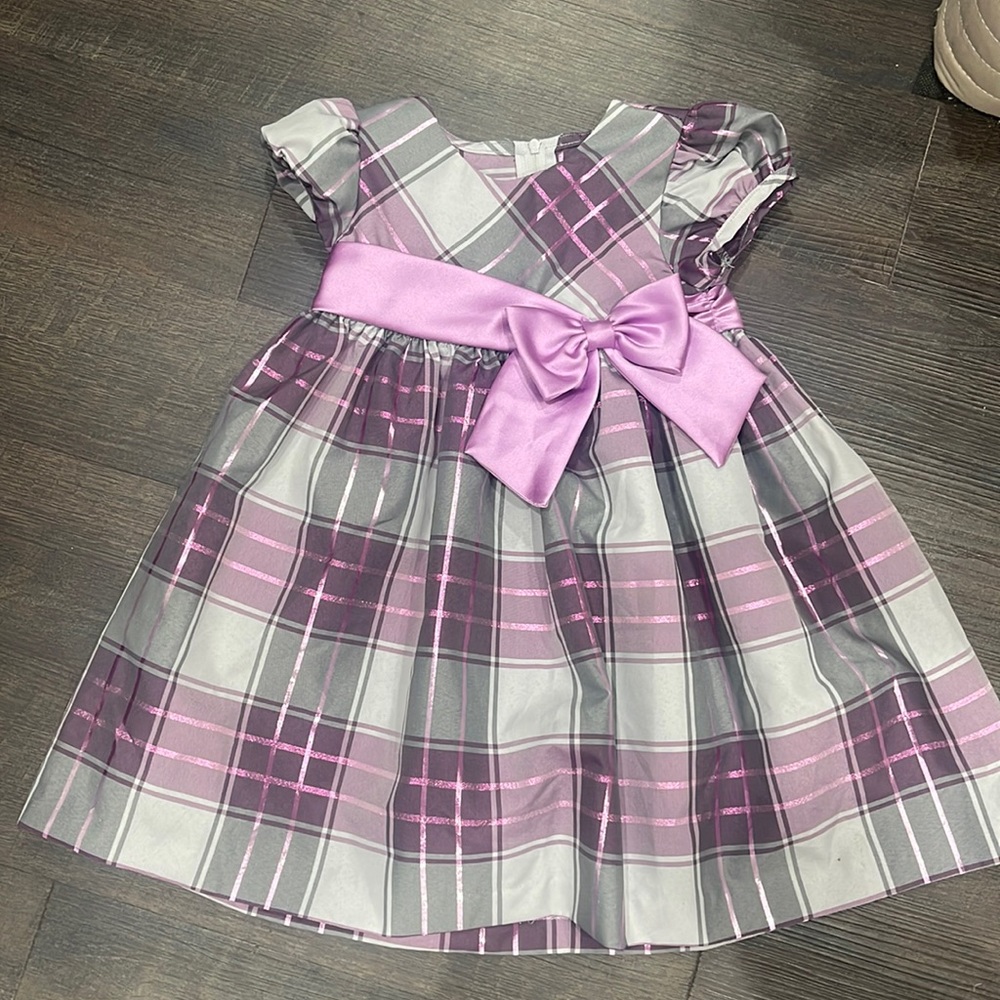 Beautiful toddler dress with bow